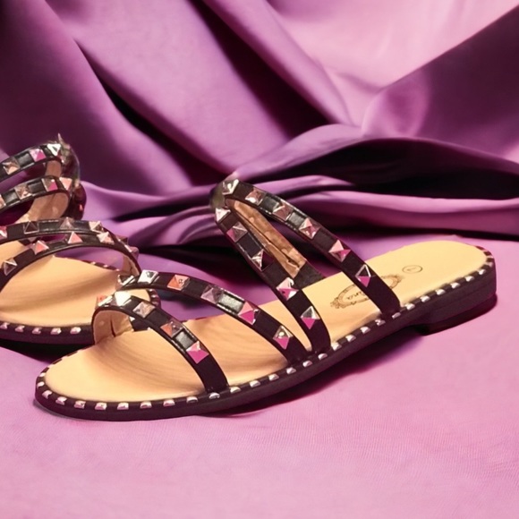 Size 7 Italina Silver Stud Strappy Black Slide On Flat Caged Sandal - Picture 6 of 6